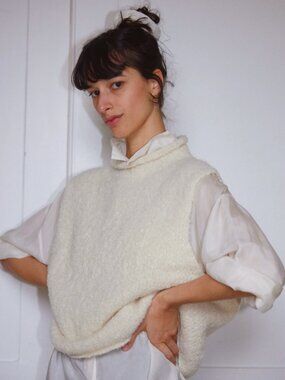 Jaggery London TINO Alpaca Wool Bouclé Turtleneck Vest Milk Size 1
